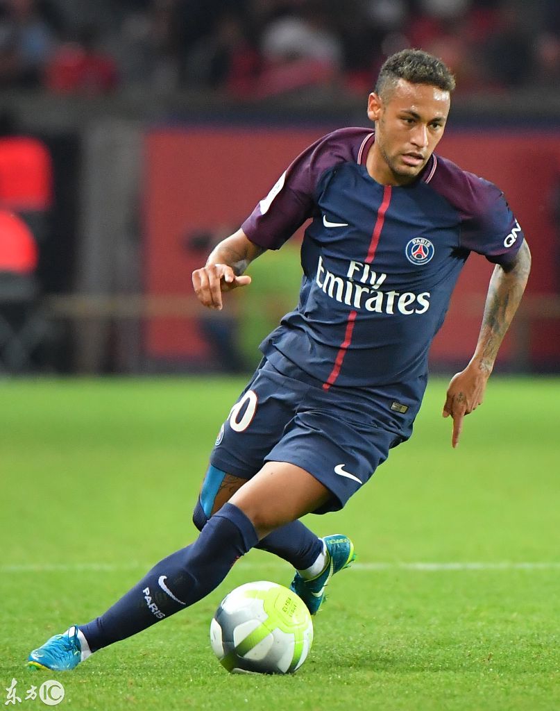 AYX平台入口-洛杉矶湖人训练开放日，清晨官宣签约引欢呼，法甲在即，赛程密集仍需轮换的简单介绍